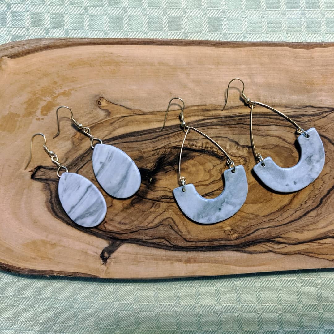 Marbled porcelain jewelry